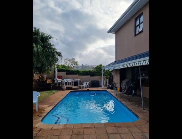 2 BEDROOM APARTMENT RENTED IN LA LUCIA